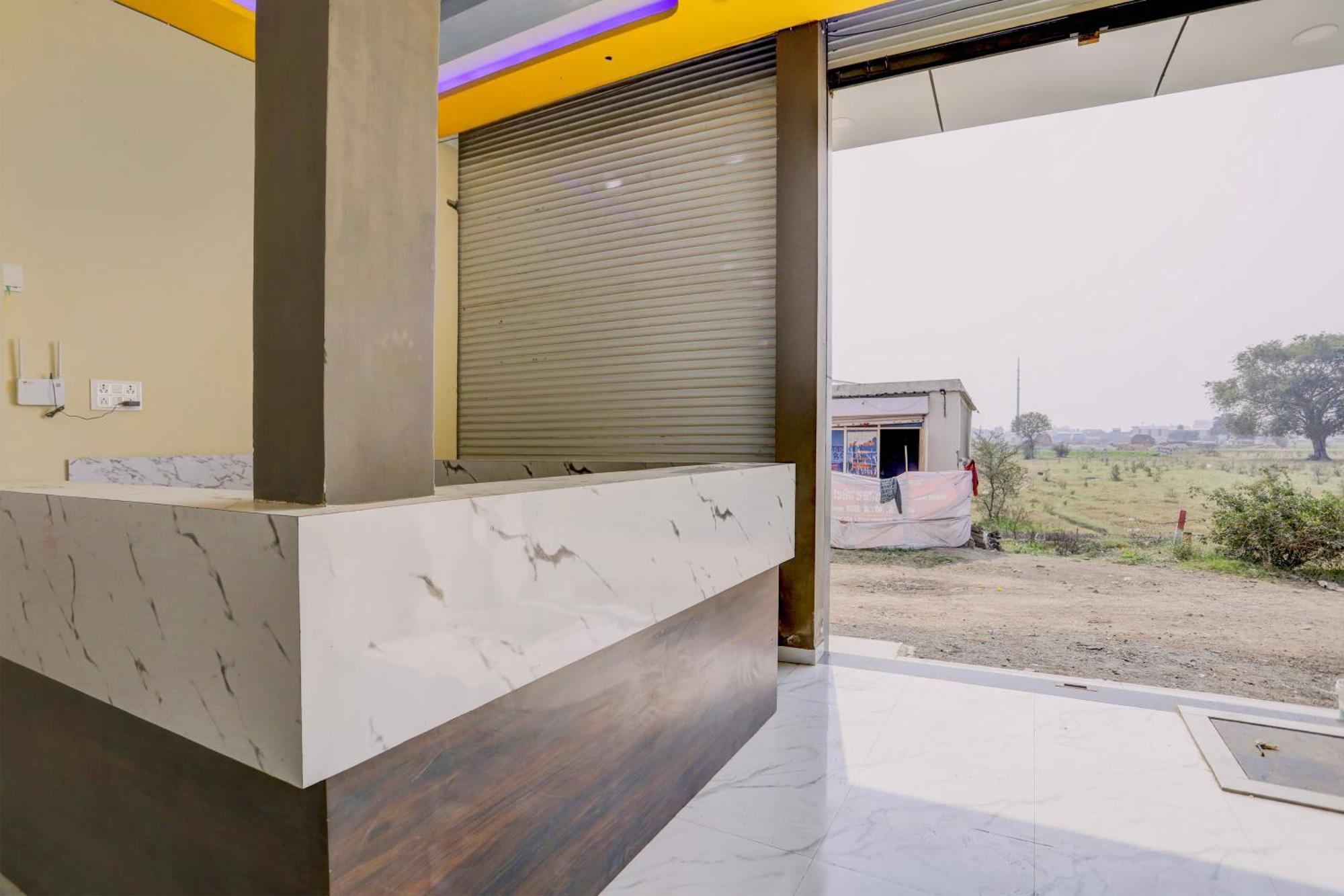 Spot On Hotel Ronak Place Indore Exterior photo